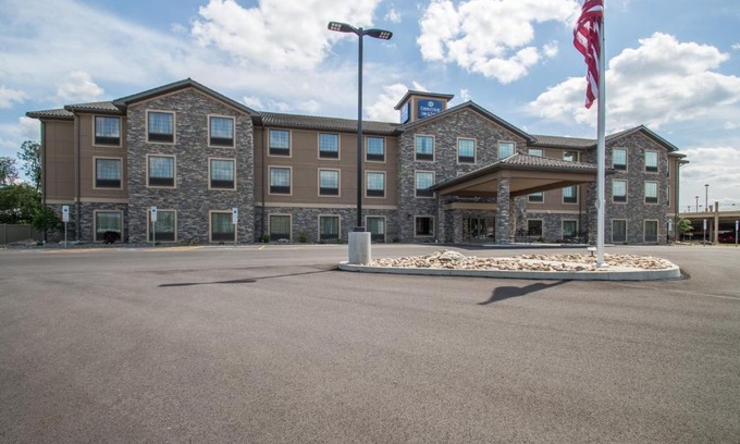 St. Marys Hotel | Cobblestone Inn & Suites - St Marys