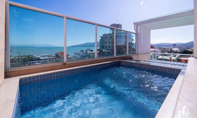Canto Grande Apartment | Cobertura 03 suítes, piscina privativa e vista mar
