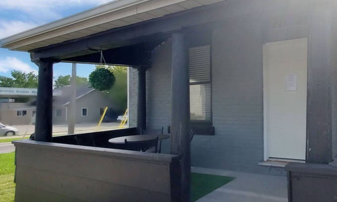 Cobourg House | Cobourg Getaway!