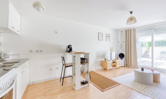 Plateau - Mont-Valerien Apartment | Cocon Urbain à deux pas de la défense - Terrace