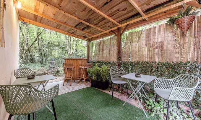 Espiet Apartment | Cocoon in the woods