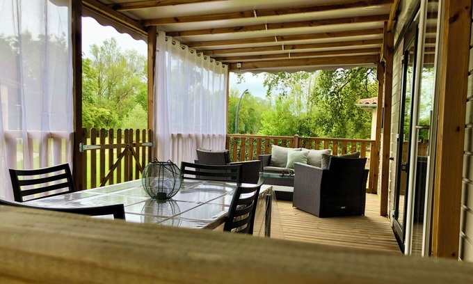 Montauriol House | Cocooning in the rising sun