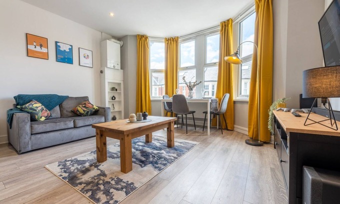 Roath Apartment | Cohost Partners | Cosy 1BR in Roath with Fast WiFi
