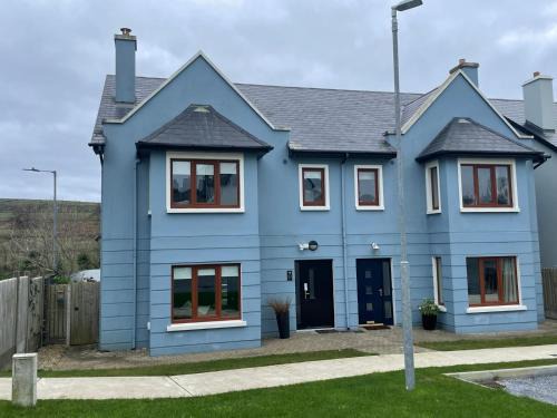Dingle House | Cois Cairn