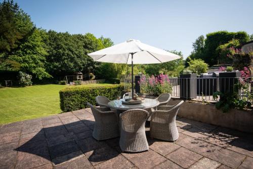 Kingsbridge House | Colby Cottage