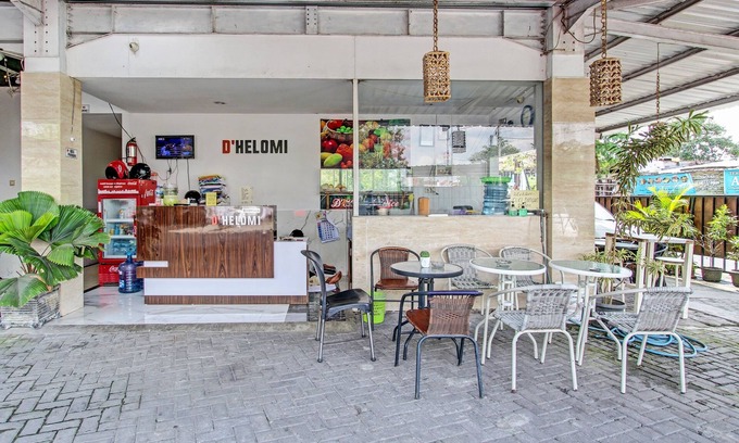 Depok Hotel | Collection O 90253 DHelomi