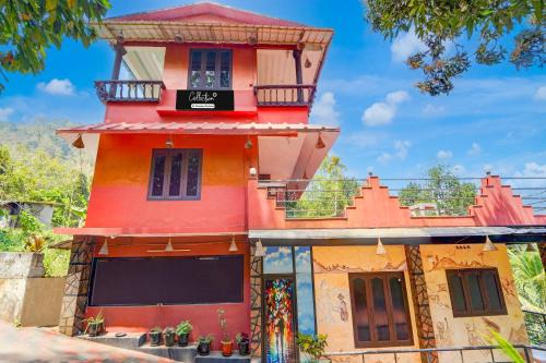 Nullatanni Hotel | Collection O Kunchithanny Road Munnar Formerly Indeevaram Resort