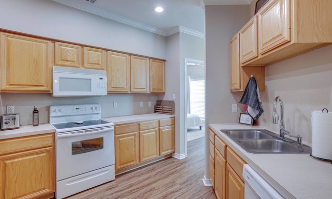 Wellborn Apartment | College Station Retreat Near Texas A & M!