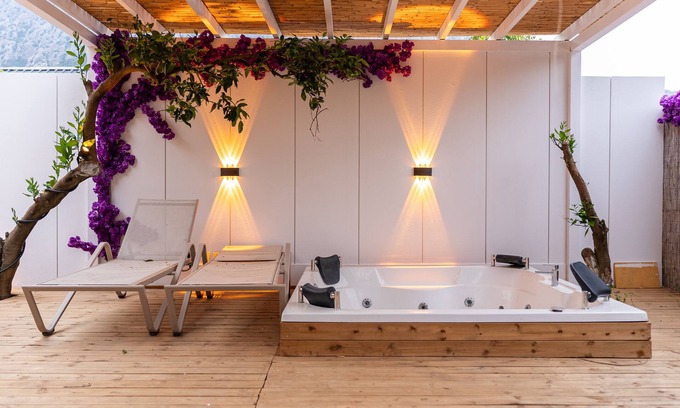 Kepez House | Collesium Garden