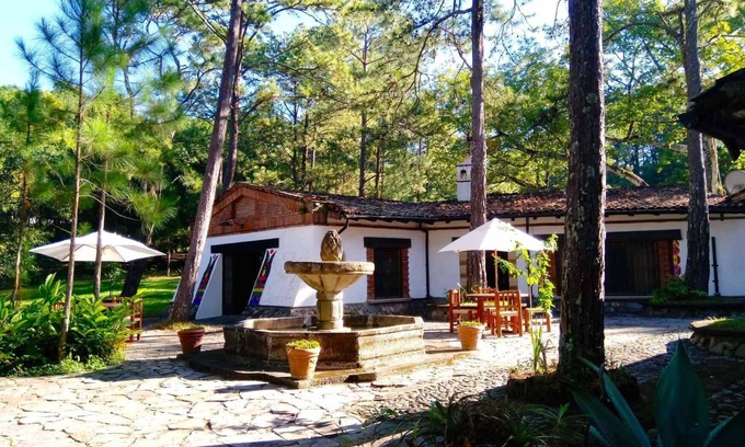 Nueva Concepcion Villa | Colonial Mountain Villa in La Palma, Chalatenango (El Salvador).
