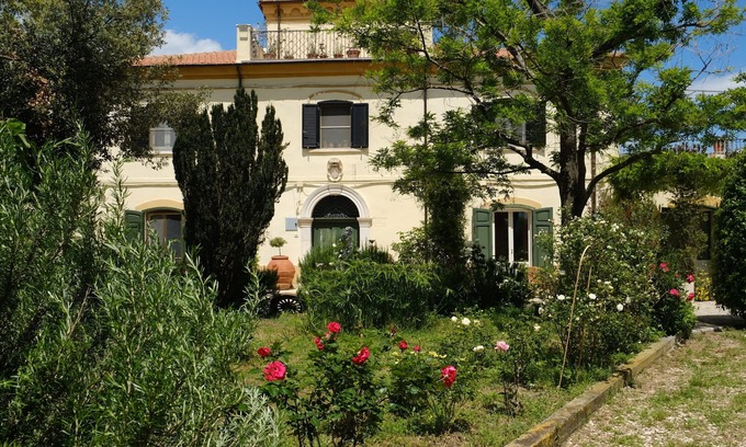 San Martino in Pensilis Apartment | Colonna Country Home, into 18th century masseria surrounded by olive groves
