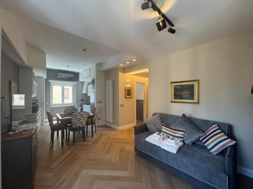 Quartiere XXIV Don Bosco Apartment | Colorful Comfort in the Real Rome