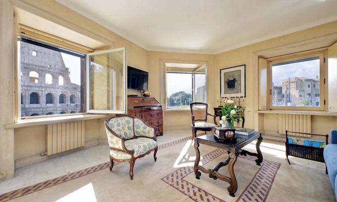 Monti Apartment | Colosseo Way