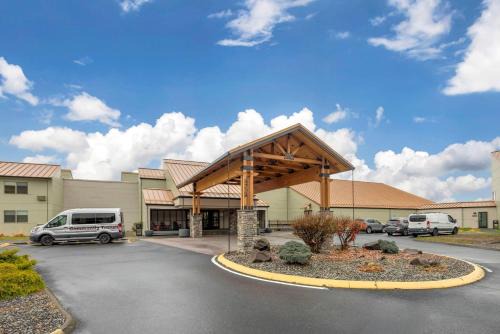 The Dalles Hotel | Columbia River Inn and Conference Center, an Ascend Collection Hotel
