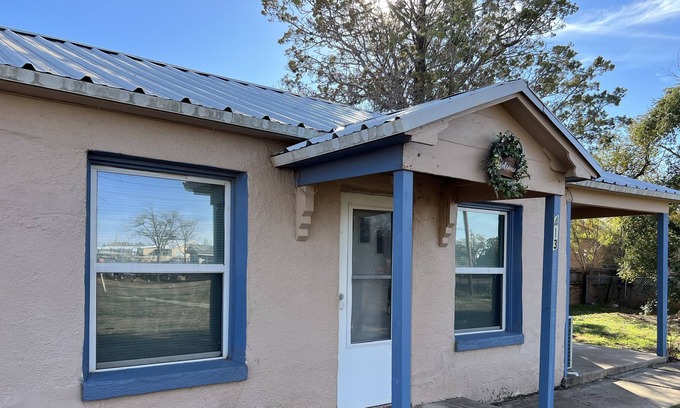 Tulia House | Come and stay at Tule Creek Hideaway