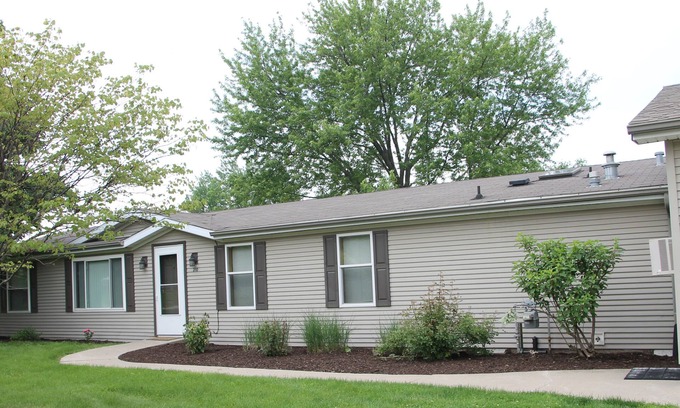Wellman House | Come relax in this beautiful 3 bedroom house with lots of space! cozy & peaceful