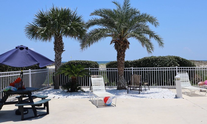 Winfield Condo | Come stay in this 2 bedroom at Gulf Shores Plantation! Relaxation awaits you!