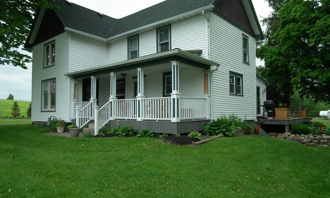Wales Center Other | Come to The Country! Stay at The Farm!