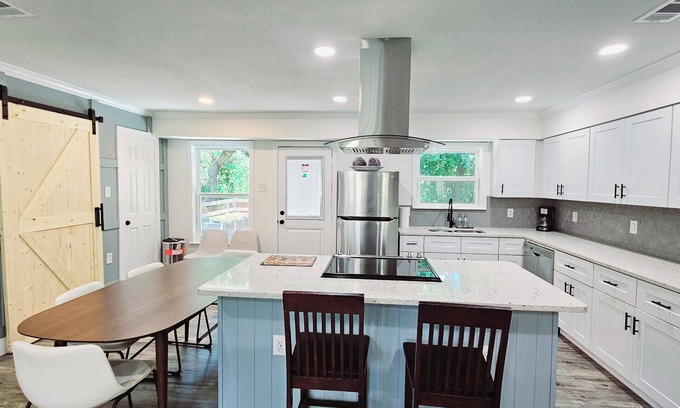 Cedar Crest House | Come to Yutori, home, away from home!