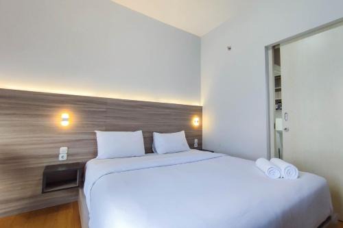 Semarang Apartment | Comfort 1BR at Amartha View Apartment By Travelio