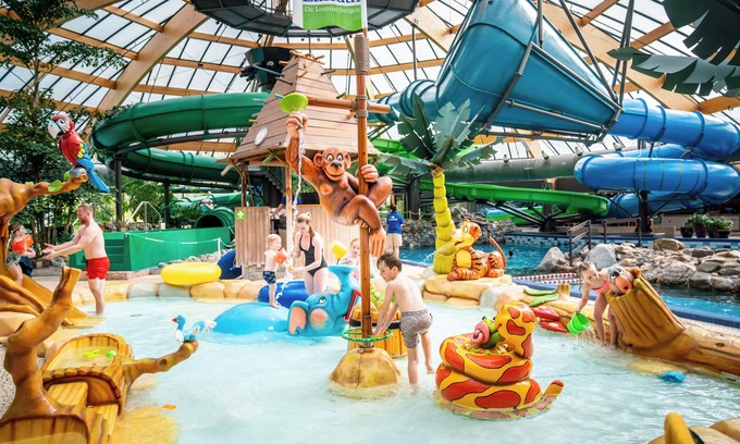Municipality of Beesel House | Comfort 4-person children's bungalow in the holiday park Landal De Lommerbergen