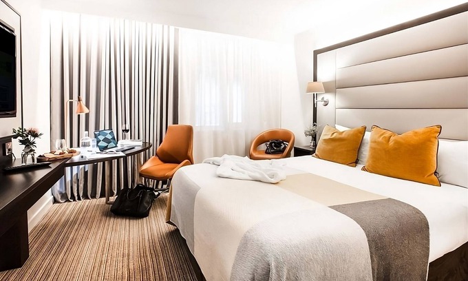 City Centre Dublin Hotel | Comfort and Convenience! Minutes away from Wicklow Mountains National Park