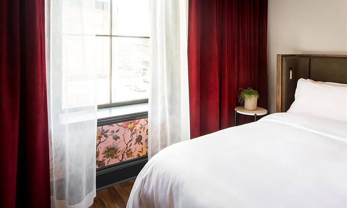 Riverside Hotel | Comfort and Convenience! On-Site Bar, Pet-Friendly, Near Distillery District
