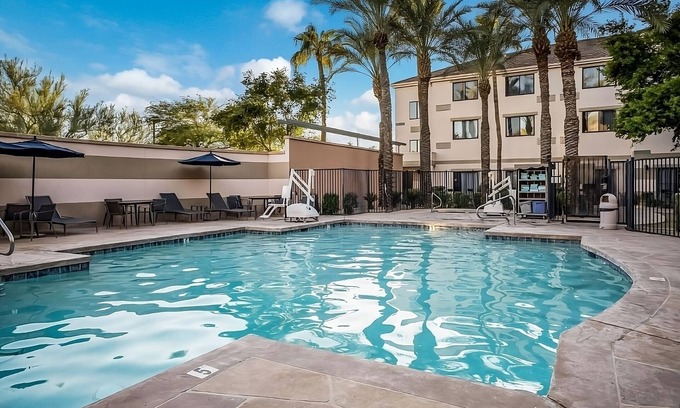 Chandler Apartment | Comfort and Relaxation! Relaxing Unit w/Balcony! Outdoor Pool & Pets Allowed!