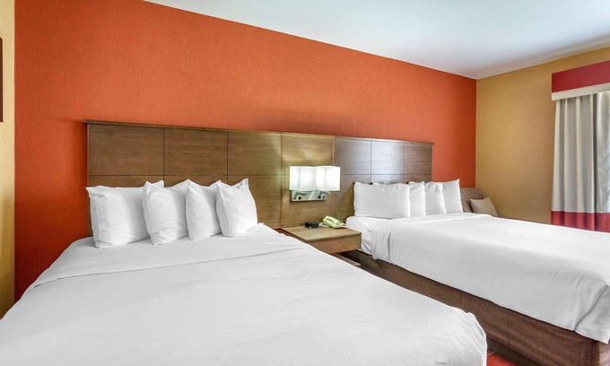 Flagstaff Hotel | Comfort Inn Flagstaff Lucky Lane I-40