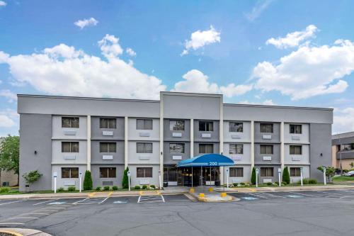 Herndon Hotel | Comfort Inn Herndon-Reston