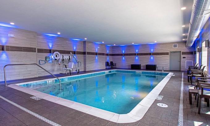 Grove City Hotel | Comfort Suites Grove City - Columbus South