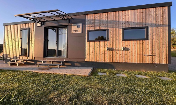 Gutenland House | Comfort with Garden & Style