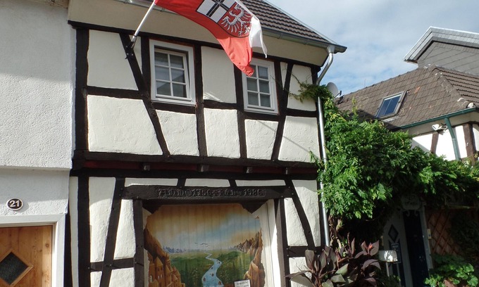 Ahrweiler Apartment | Comfortable apartment * in the old town of Ahrweiler on Rotweinwanderweg