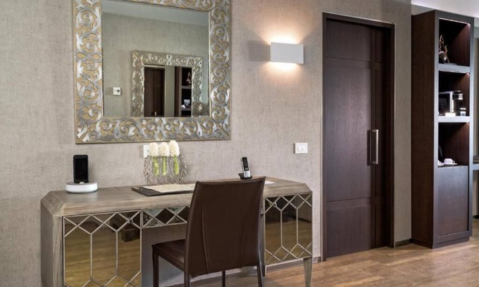 Vouliagmeni Apartment | Comfortable 1BR Suite with Saronic Gulf view