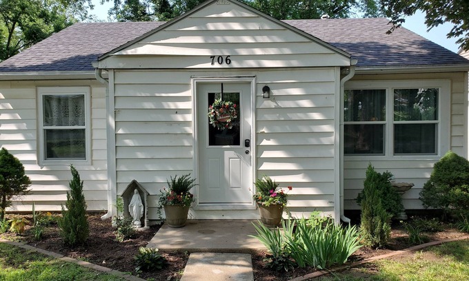 St. Marys House | Comfortable and relaxing Cottage getaway.