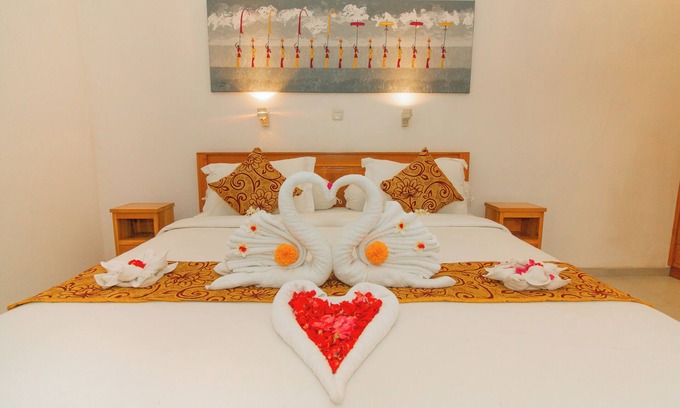 Anturan Villa | Comfortable and relaxing place at villa seruni. Just 8 min from the lovina beach