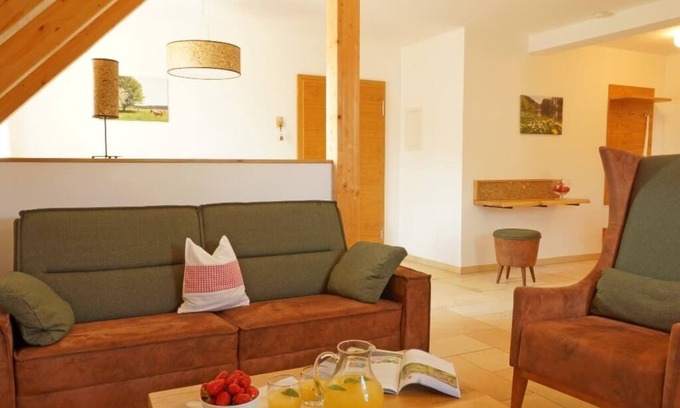 Burglengenfeld Apartment | Comfortable apartment on a farm