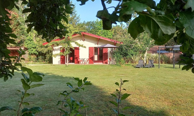 Listrac-Medoc House | COMFORTABLE COTTAGE MEDOC COUNTRYSIDE BETWEEN ESTUARY AND ARCACHON BASIN