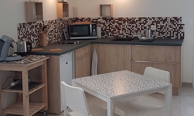 Allonnes House | Comfortable studio ideal for travelling