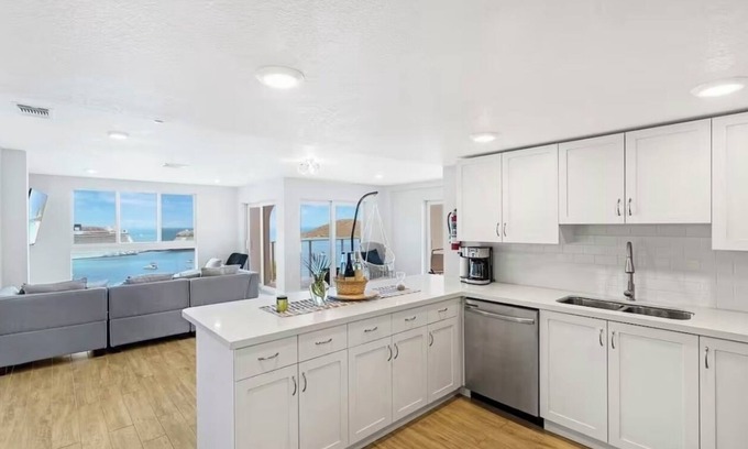 Estate Kings Quarter Condo | Comforts of a house, luxury of a hotel