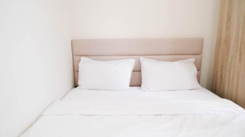 Surabaya Apartment | Comfy 2BR Apartment at Puncak Kertajaya Surabaya near ITS By Travelio