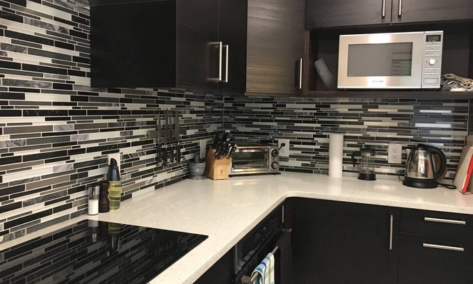 Highland House | Comfy 3-Bedroom Home with Modern Upgrades
