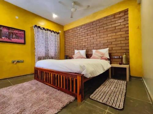 Bengaluru Apartment | Comfy 4BHK Villa Only For Families