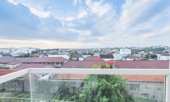 Depok Apartment | Comfy And Homey Studio At Vivo Apartment