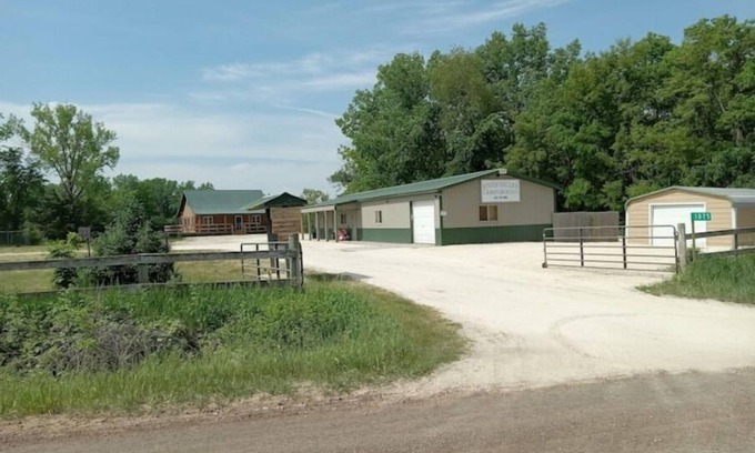 Littleport Cabin | Comfy Country Cabin + Event Space w/Fire Pit & Lake Access