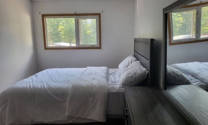 Haines Junction House | Comfy Room in Haines Junction