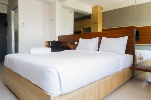 Surabaya Apartment | Comfy Studio Apartment at Menara Rungkut By Travelio