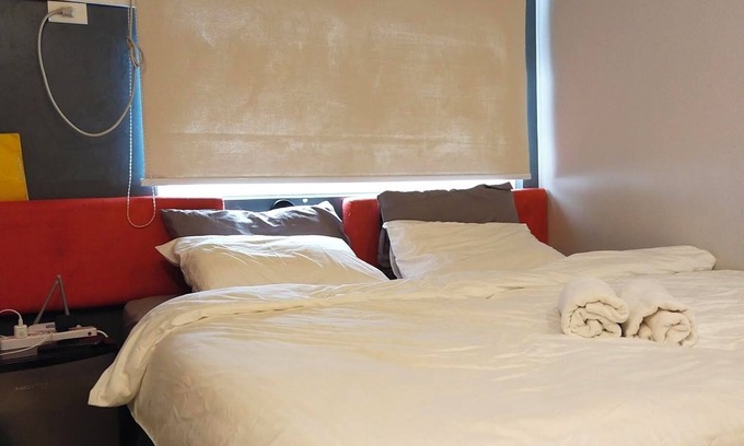 Highway Hills Condo | Comfy Studio unit w/King-sized bed and massage chair. By the highway near malls