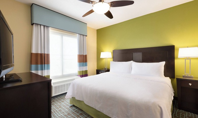 Biggar Hotel | Comfy Unit for Business Travel, Kitchen, Shuttle