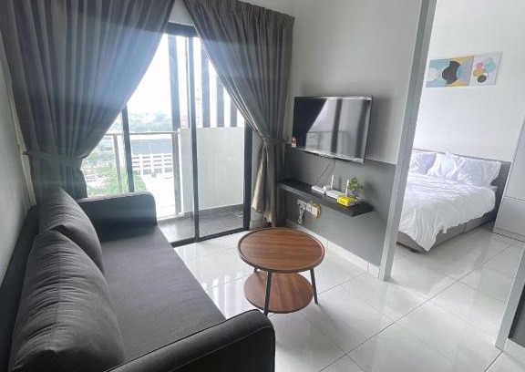 Bandar Menjalara Apartment | Comfy WIFI place @Manjalara 5Min to Desa Park City
